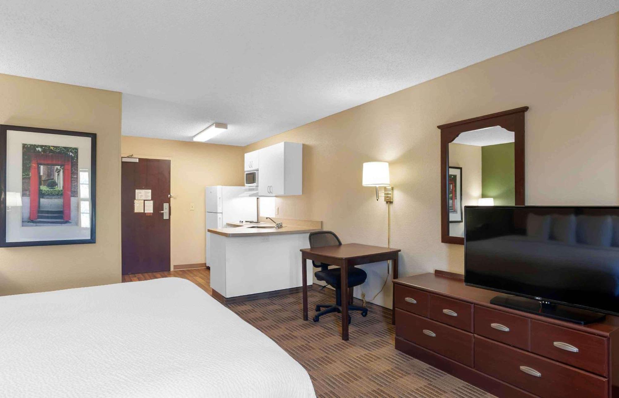 Extended Stay America Suites - Dallas - Las Colinas - Carnaby St Ирвинг Экстерьер фото